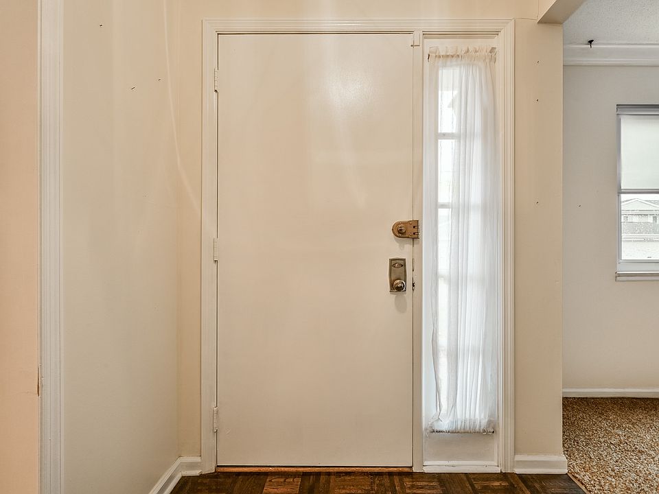 OLD city様 確認用 7646 Vintage Ct, Indianapolis, IN 46226 | Zillow