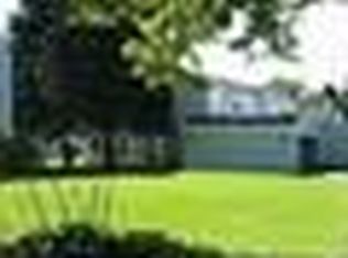 31 Oxford Oaks Dr, Oxford, MI 48371