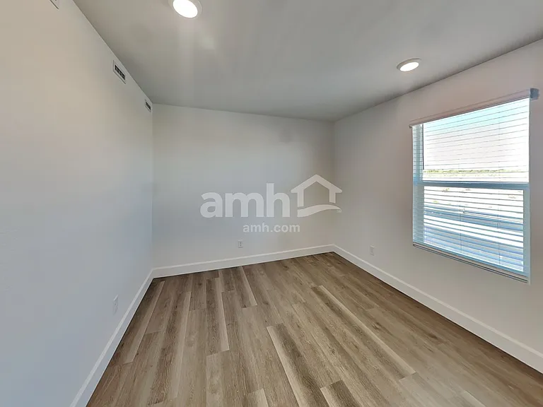 10506 Lagaspi Dr — Photo 19