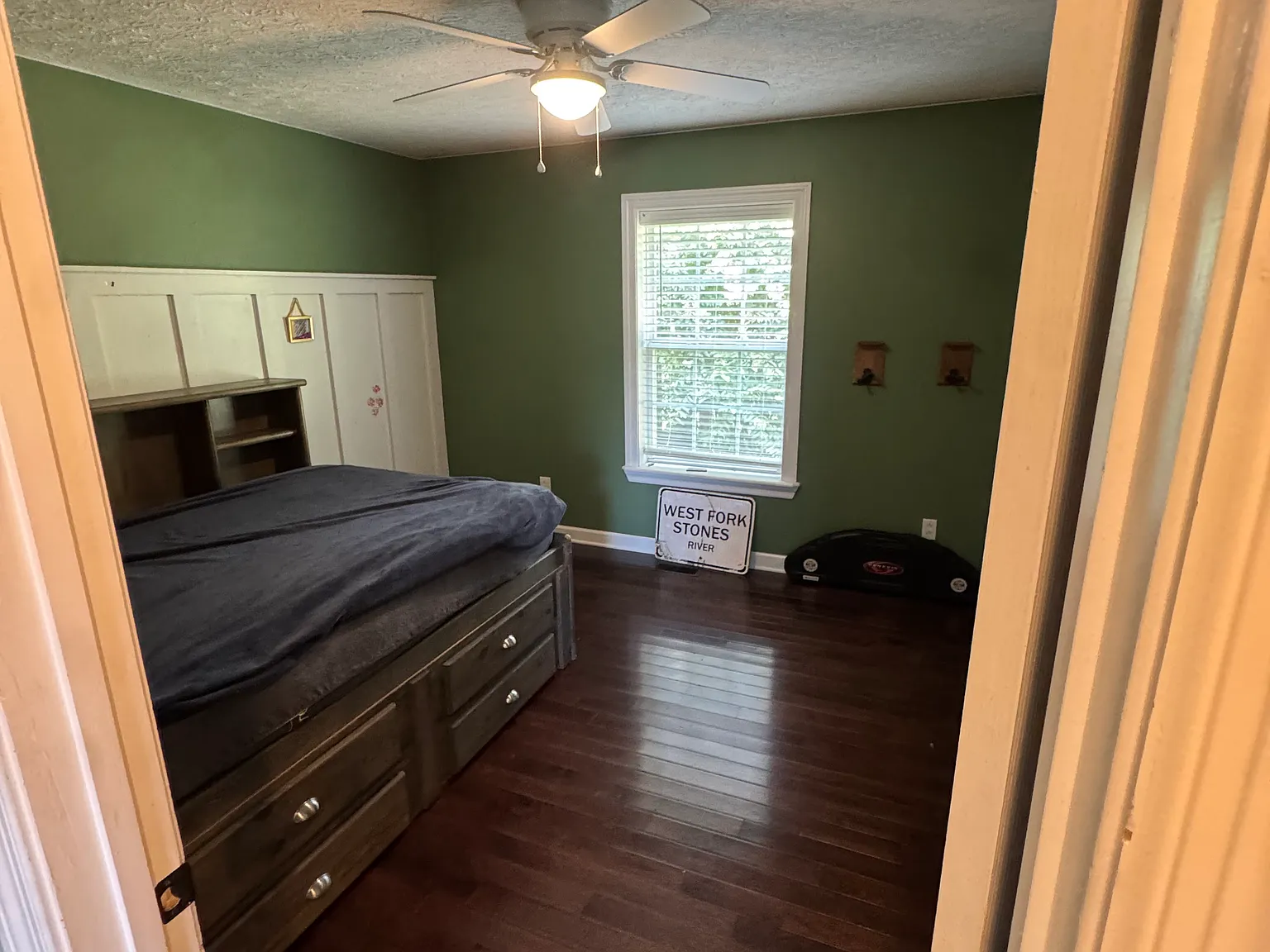 3 bed, 2150 sqft, $1,000 — Photo 3