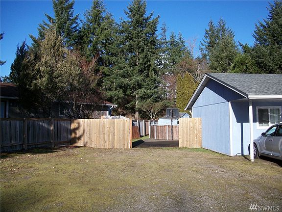 2nd image of 1014 Eaglewood Way