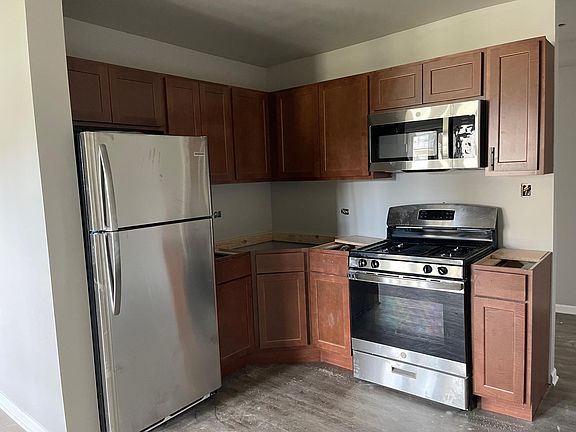 2nd image of 10436 Mason Ave #1S