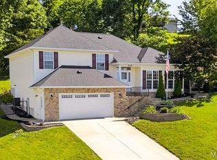 210 Macarthur St, New Haven, MO 63068