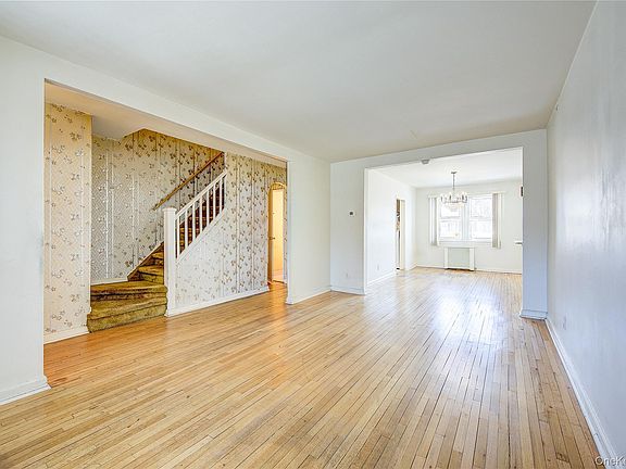 4th image of 7533 168th Street