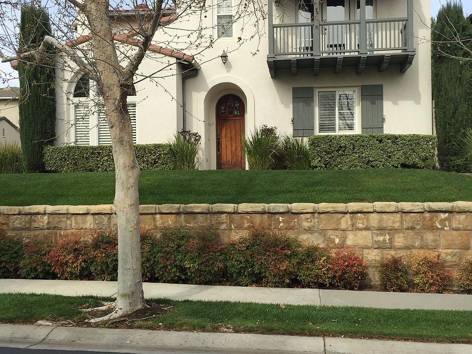 1st image of 26918 Carmelita Dr