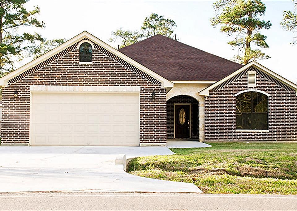 1st image of 18509 Bluffview Dr