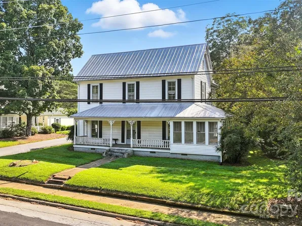 823 N Main St, Mount Pleasant, NC 28124