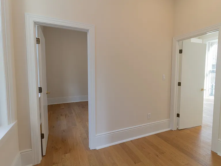 17 N Pearl St #2 — Photo 17