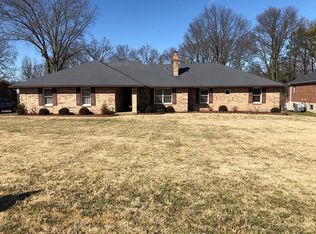 2583 Bluffwood Dr, Saint Louis, MO
