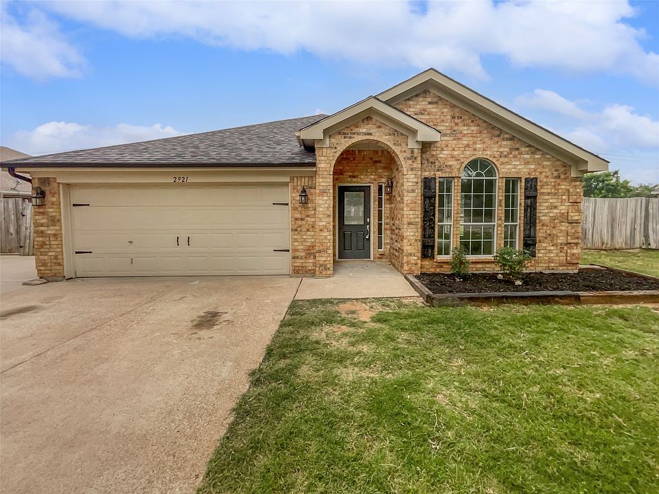 2921 Meandering Way, Granbury, TX 76049 Zillow