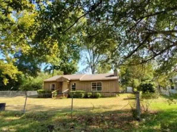 501 Pine St, Pineville, LA 71360