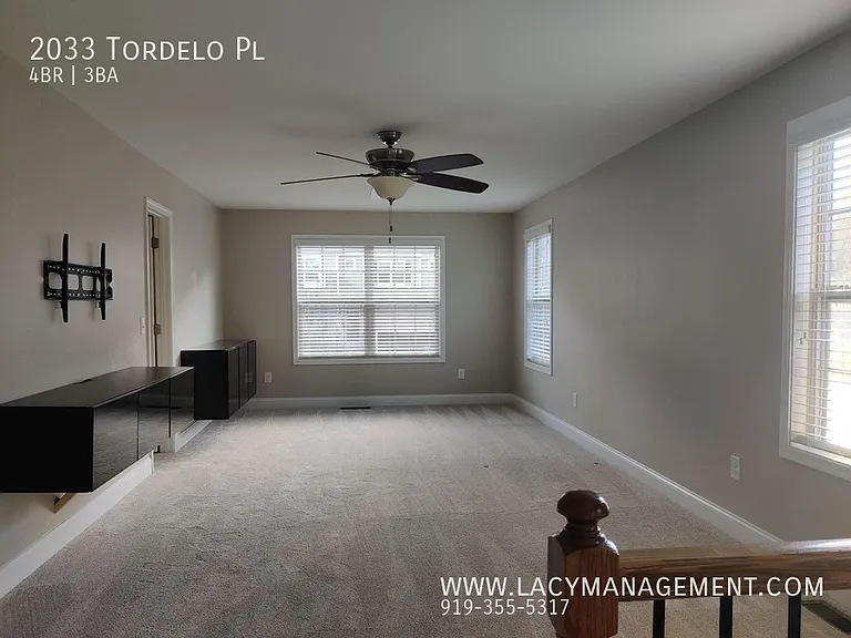2033 Tordelo Pl — Photo 13