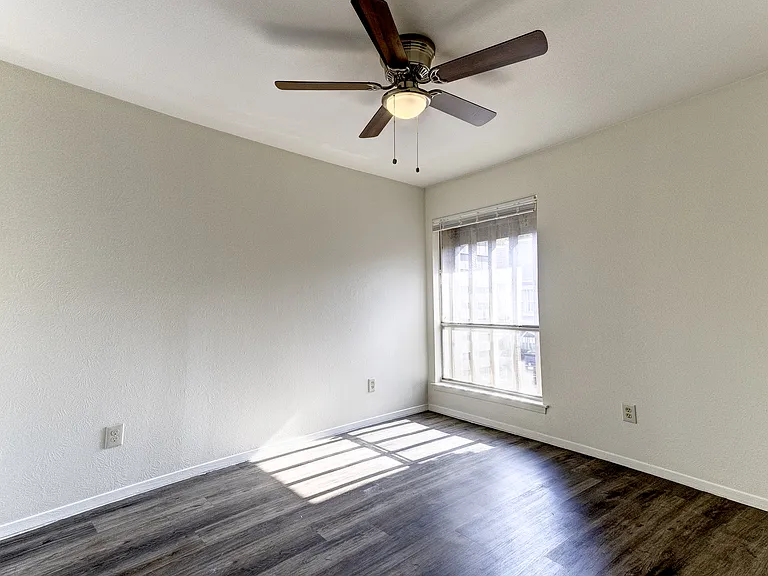 5150 Amesbury Dr #224 — Photo 21