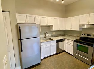 1140 S 1st St APT 6, Louisville, KY 40203