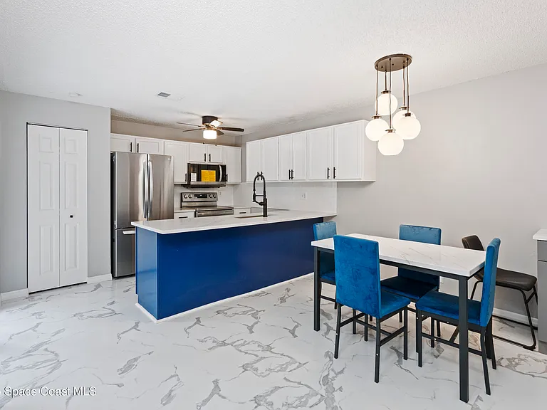 3263 Sand Ct — Photo 18