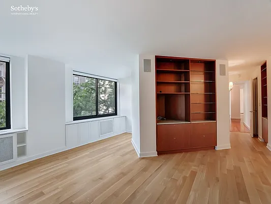 Rented by Sotheby's International Realty | media 12