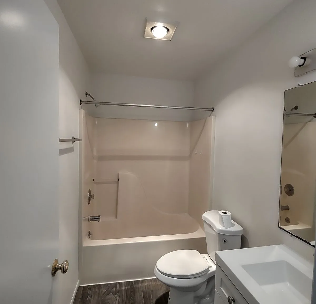 3 bed, 1133 sqft, $1,575 — Photo 4