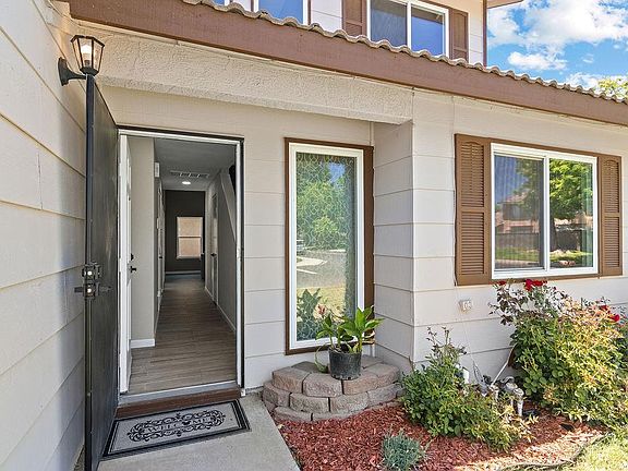 4th image of 3945 Sparrow Ct