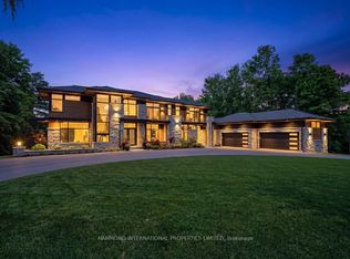 8 Cachet Pkwy, Markham, ON L6C 1G8