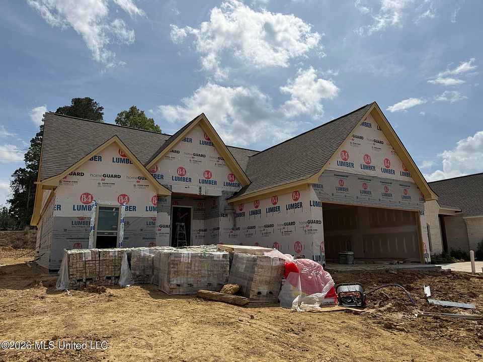 1st image of 139 Bronson Bnd