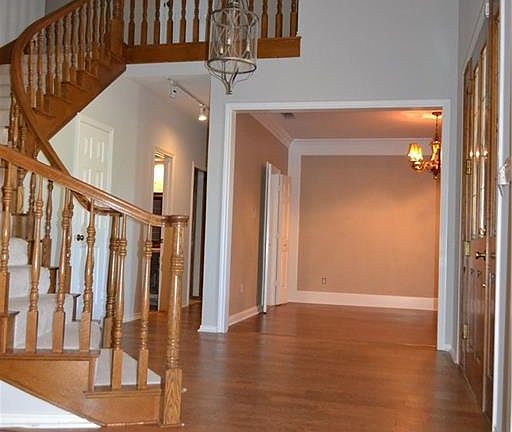 4th image of 200 Fawn Hollow Dr