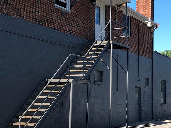 2nd image of 4651 Oberlin Ave APT 4