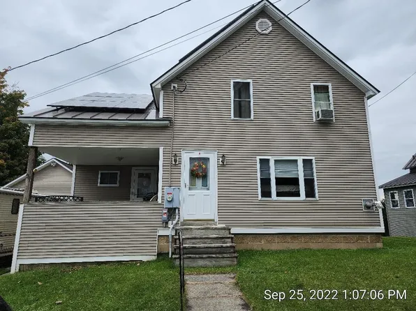 94 Highland Avenue, Richford, VT 05476-1036