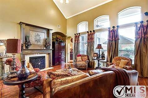 5th image of 1005 Elmgrove Ct