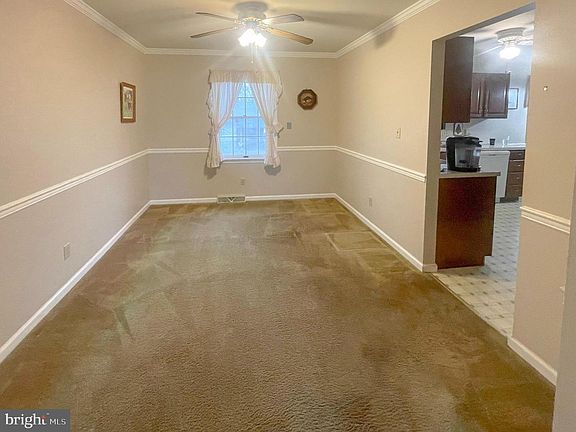 4th image of 106 Susan Ave