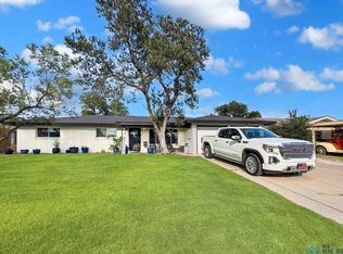 1916 N Blanco Dr, Hobbs, NM 88240