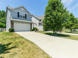 561 Parkgate Dr, Lake Saint Louis, MO 63367