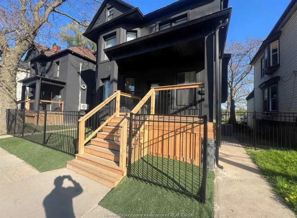 1 bed, $1,299 — Photo 1
