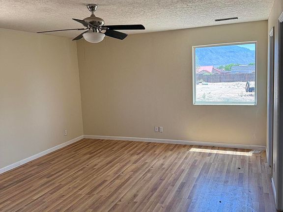 3rd image of 2150 Sonora Rd NE