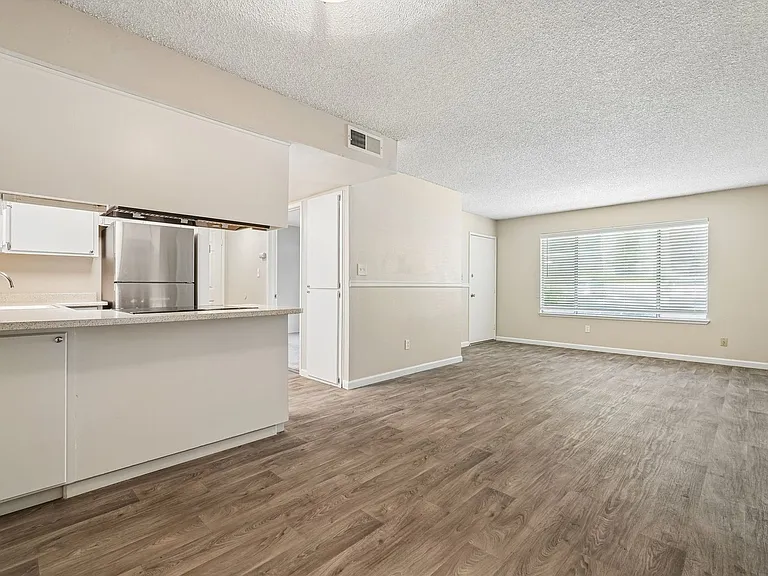 Northridge Terrace Apartments at 4900-4948 Stamas Lane, Fair Oaks California — Photo 23