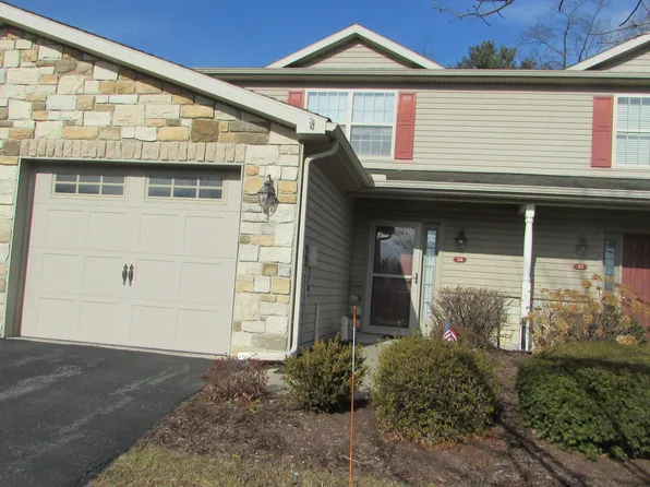 34 N Oakwood Ln, Selinsgrove, PA 17870