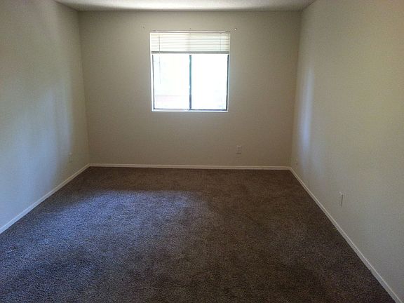 5th image of 921 Fulton Ave APT 462