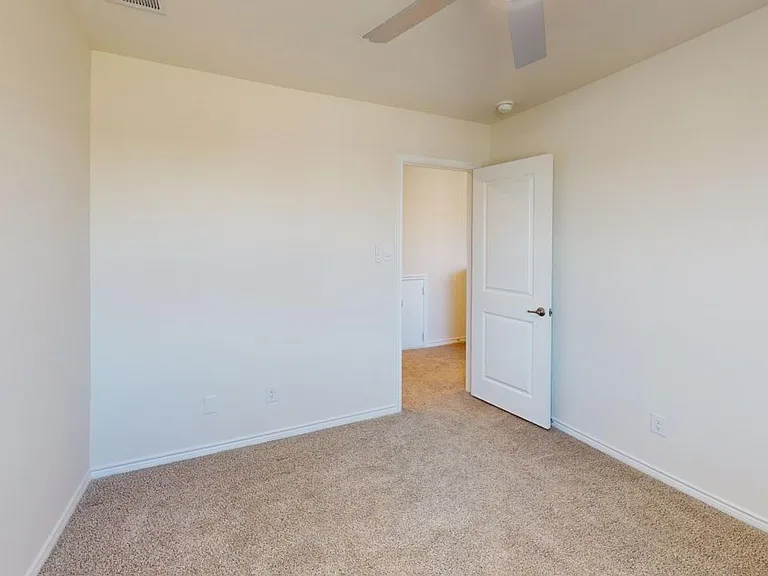 1526 Forever Way — Photo 14