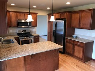 1533 Seahawk Dr, Ferndale, WA 98248