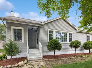 446 S Center St, Bensenville, IL