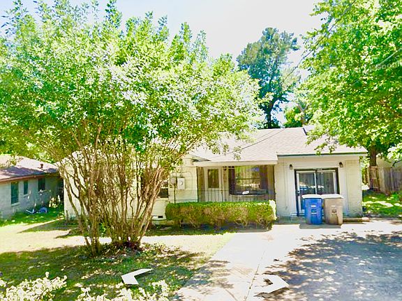 2nd image of 4019 Wind River Dr