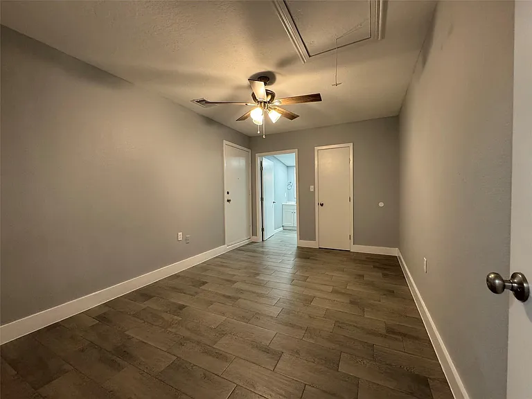 514 Bertloma St — Photo 18