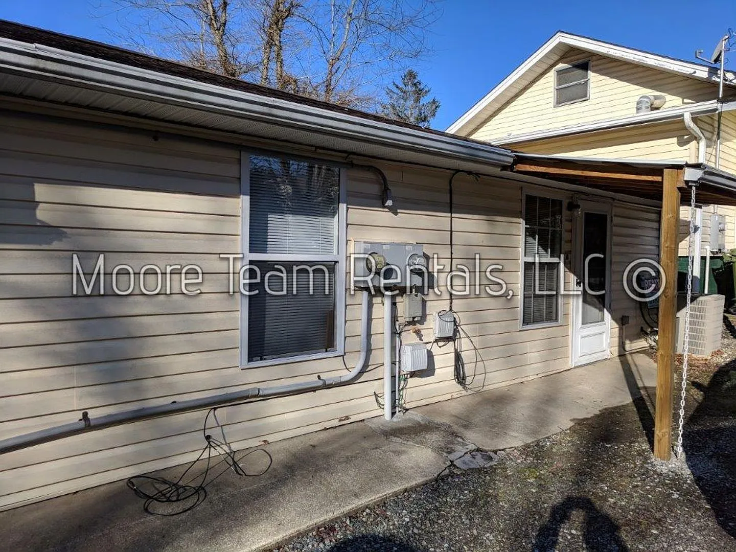 Edgewood Ave 618 — Photo 1