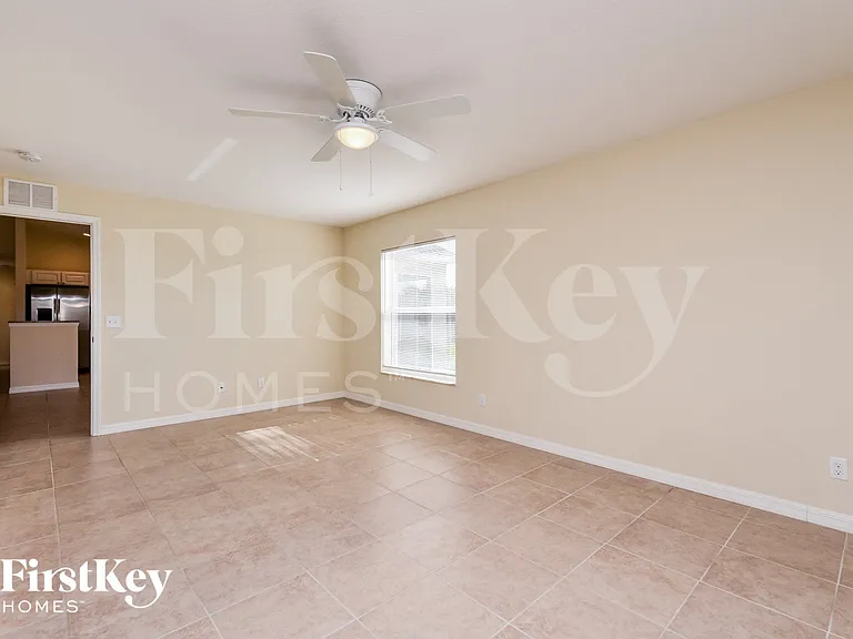 12201 Helios Ave — Photo 9
