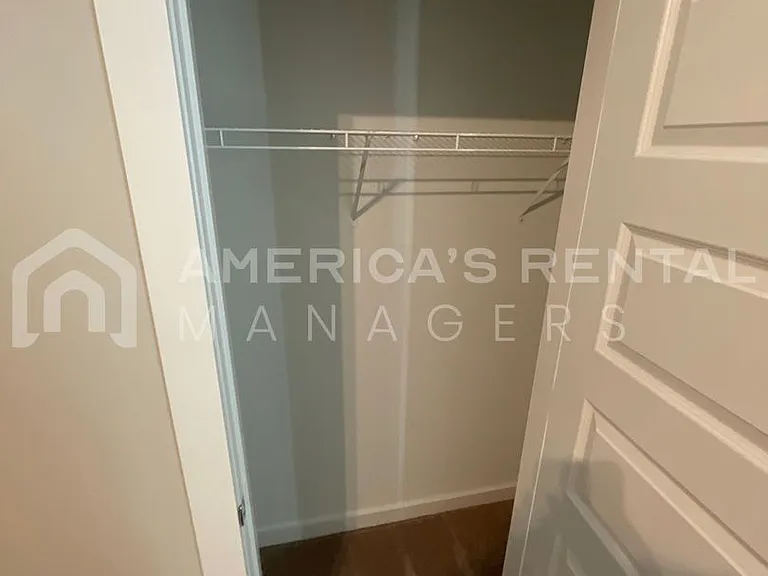 84 Victor Dr — Photo 18