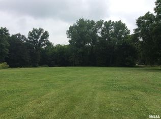 2603 Veterans Memorial Dr, Mount Vernon, IL 62864