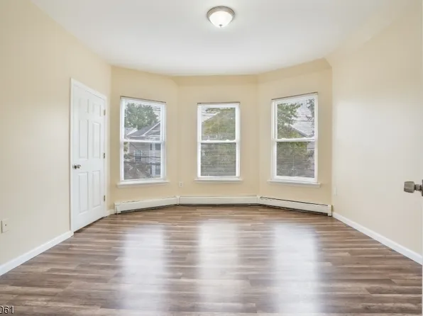 56 N 13Th St, Newark City, NJ 07107