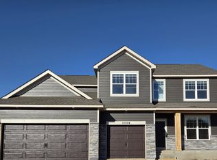 10504 Bent Pine Ln, Woodbury, MN 55129