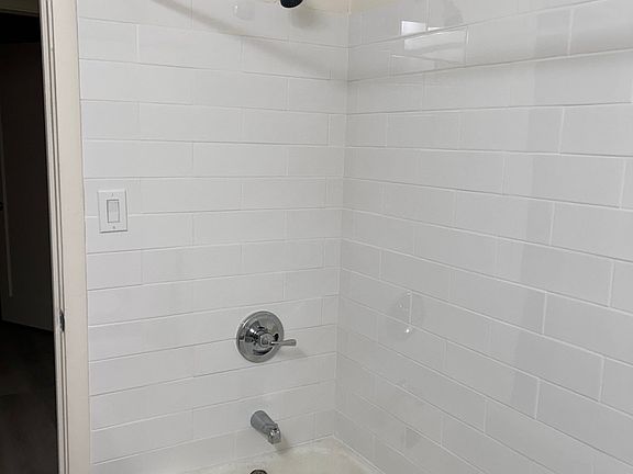4th image of 2821 14th Ave