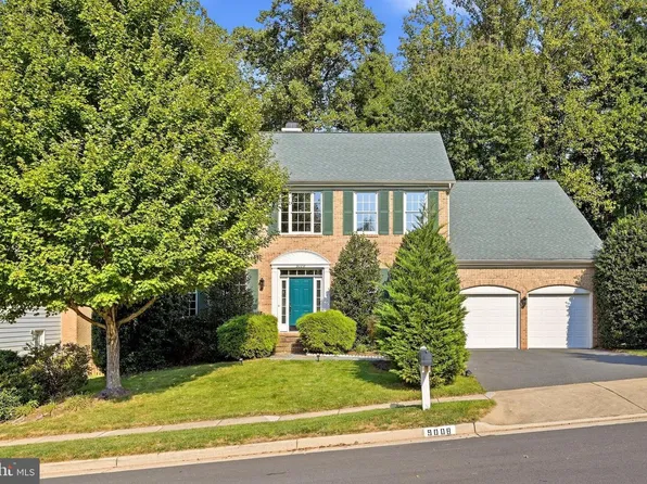 9008 Advantage Ct, Burke, VA 22015