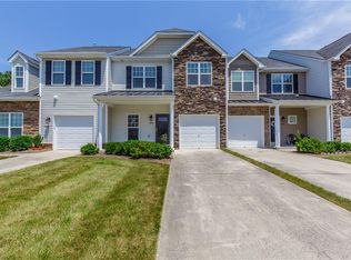 6842 Derby Run Dr, Whitsett, NC 27377